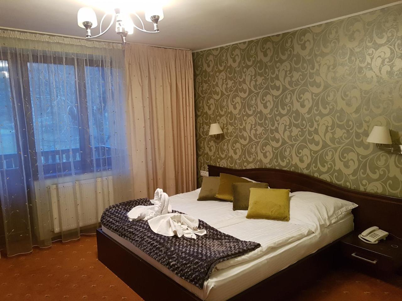 Hotel Esprit Braşov Exterior foto